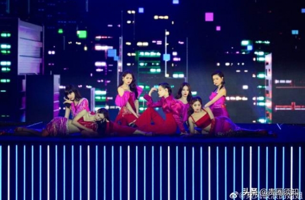 伊能静发长文夸赞《情人》组姐妹，自知能力差默默加练到凌晨4点