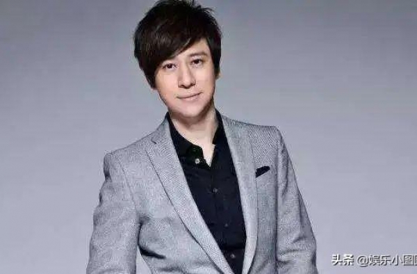 连登14次春晚，生意失败患抑郁，妻子不离不弃用舞蹈治愈他
