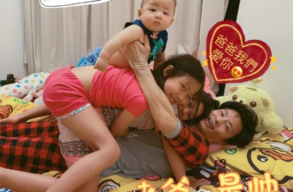 蔡少芬三胎产子后首穿露脐装，宅家热舞直言“腰是真细”，超自信