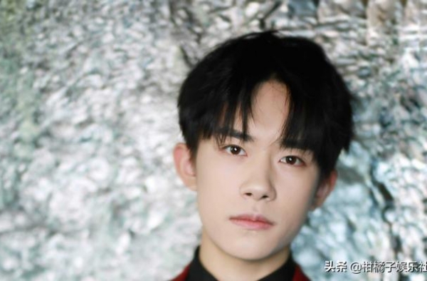 小八卦：易烊千玺、王俊凯、王一博、蔡徐坤、王嘉尔、成毅、邓伦