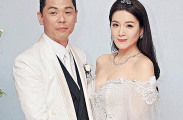 担心！女神苟芸慧雪卵手术后健康出问题，紧急呼叫救护车送医治疗