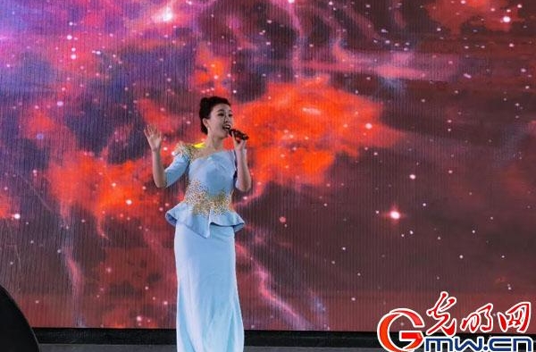 重庆市首届“南天湖杯”歌手大赛落幕 重歌演员摘金夺银