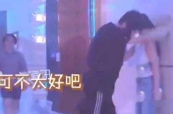王岳伦壁咚事件出转折，知背后指使人是谁，网友：惊呆了