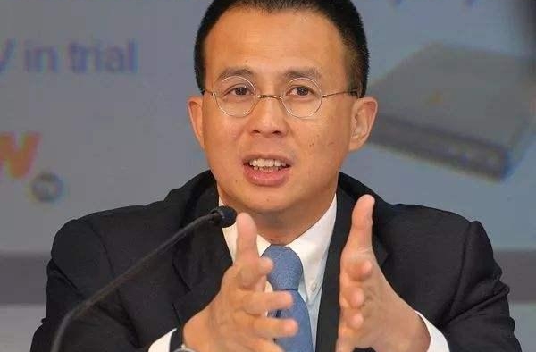郭嘉文被人痛骂，舆论倒向了梁洛施！李泽楷这一次能否力挺小女友