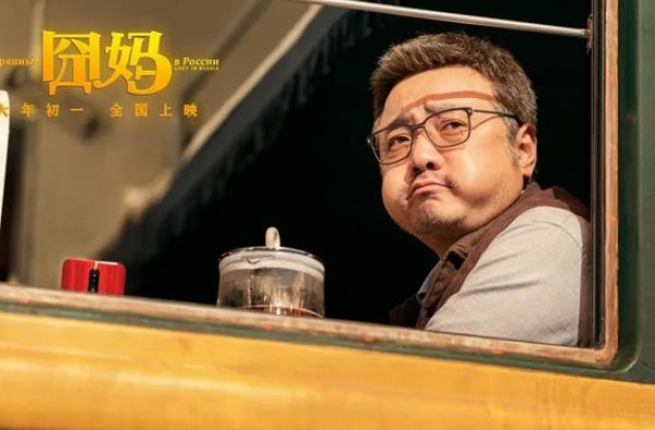 《囧妈》许字节，《夺冠》配B站，欢喜传媒的“联姻”算盘