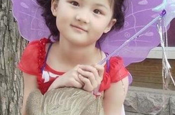 买宝瑶：被后妈潘蔚送进女德班＂强制改造＂，18岁初中都没毕业