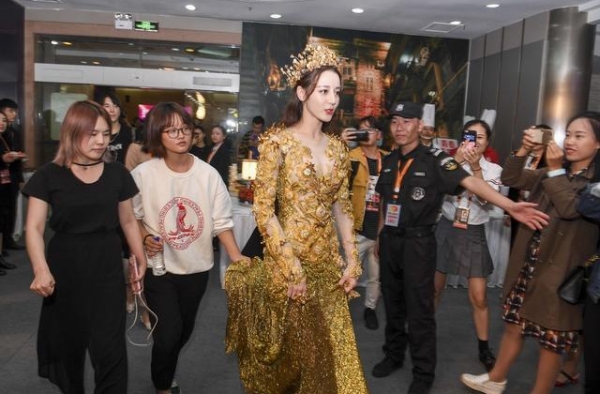 2020金鹰女神已定？热巴无缘，杨紫陪跑，最有希望的居然是她