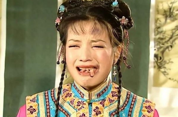 《新还珠格格》中令人窒息的几个情节，萧剑尔康油腻，欣荣放浪