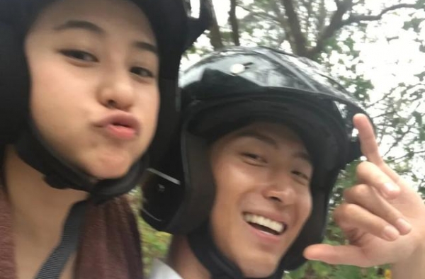 我酸了！何超莲窦骁终于修成正果？二人居家做饭甜蜜感爆棚