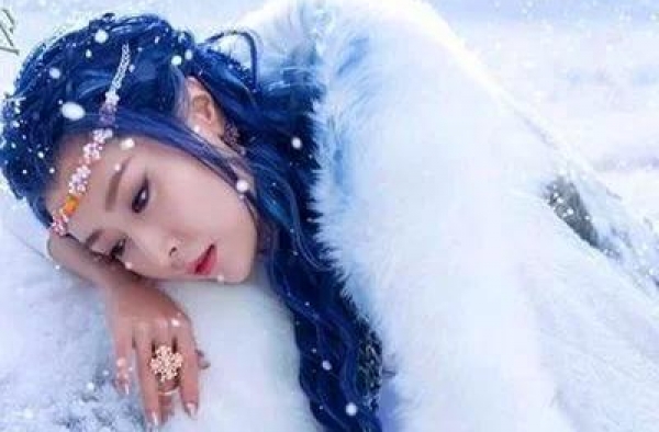 白冰七个古装角色，少女莲姬造型好美，小唯懵懂中寻找爱情