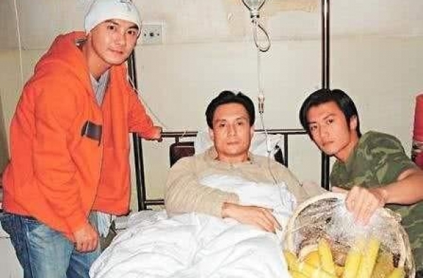 谢霆锋张卫健当年的“小白龙事件”是怎么回事？