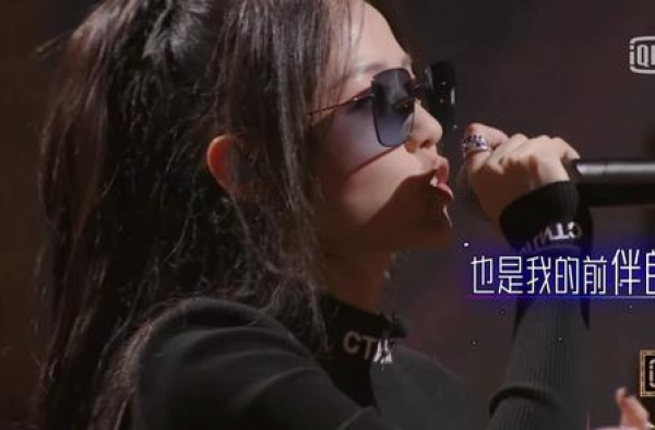 张靓颖亲述：我的现男友是我的前伴郎！出道15年的黑料都在这了