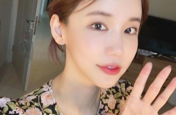 年仅36岁，又一位韩国女星试图自杀后在医院去世