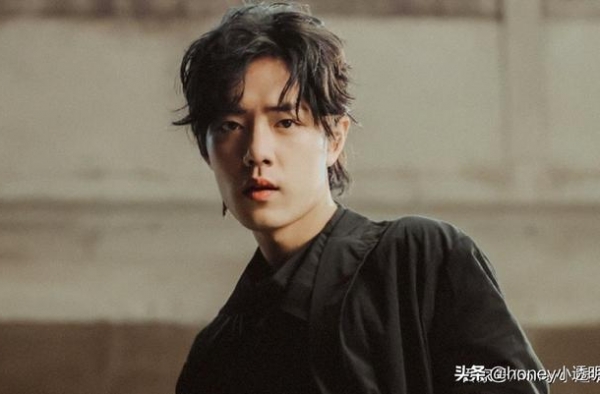 肖战凭一己之力，将粉丝拉出饭圈纷争？彼此之间互相守护真的