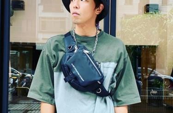 杨丞琳、许玮宁高中同学聚会！不舍小鬼缺席：永远为你留位置