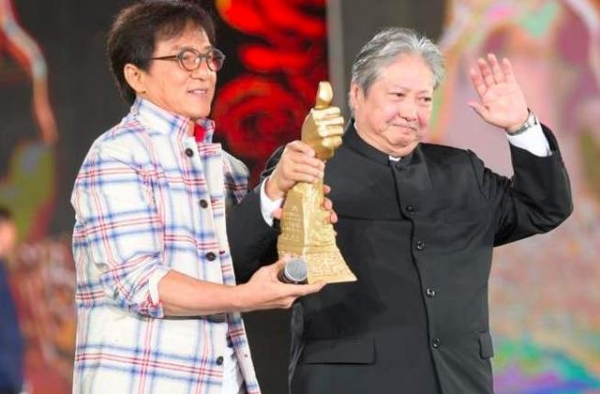洪金宝称女儿“全世界第一漂亮”？以为是闹着玩，看到照片我傻了