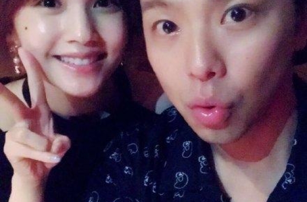 杨丞琳不顾老公李荣浩，发文悼念初恋男友。