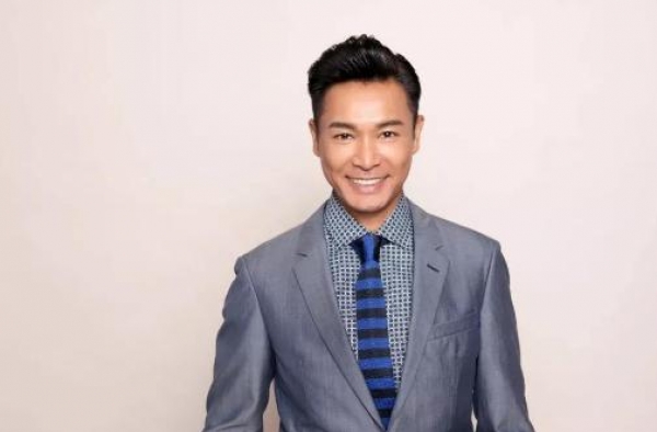 他是3届TVB视帝，出道35年零绯闻，资产不留妻女全无偿捐献