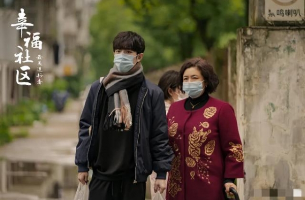 肖战2020首部播出剧，在线观看人数破180万，收视排名第一