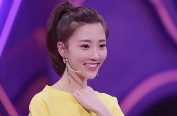 张纯烨美腿高清图片34张