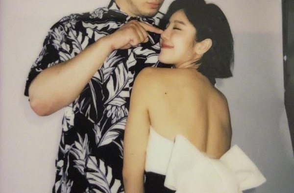 性转一下，评论过万？