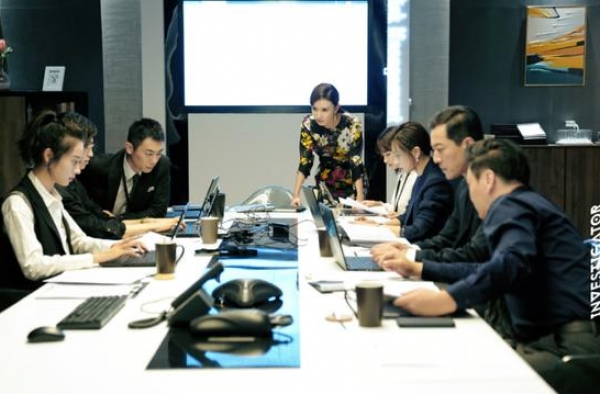 朱亚文新作来袭，女主选角令人满意，张萌是配角，阵容豪华追定了