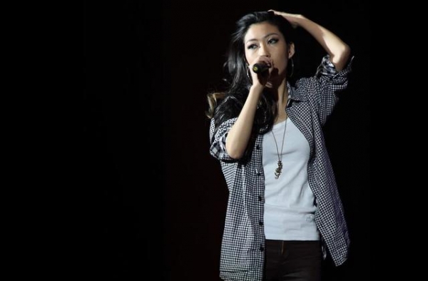 “孝女”曲婉婷，你过优质生活，凭啥牺牲下岗职工3.5亿血汗钱