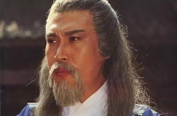 从射雕到神雕，他四度出演欧阳锋，参演金庸剧角色多达十次