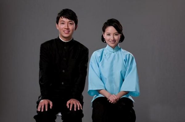 妈妈因春晚成名，爸爸曾是当红小生，颜值超高的星二代：顶顶