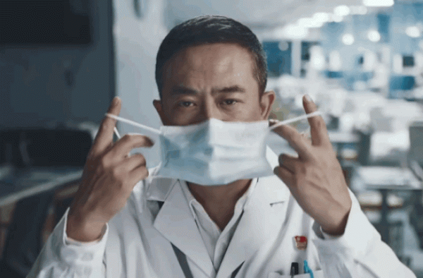 豆瓣评分8.5，时代报告剧《在一起》戳中泪点