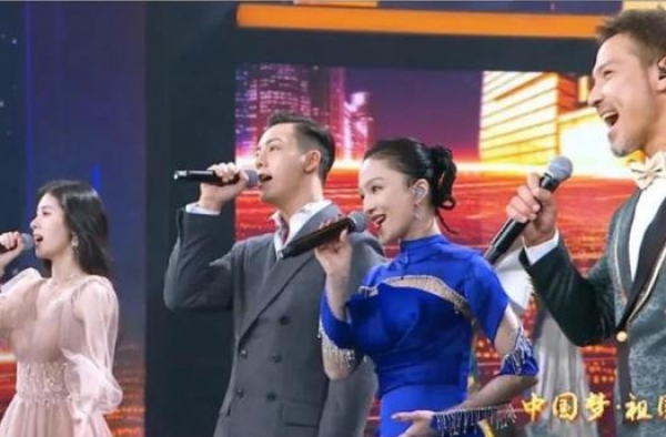 国庆晚会惊艳时刻：韩红暴瘦嗓音依旧，张碧晨张韶涵神仙合唱