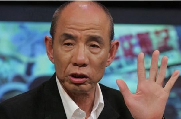 《水浒传》中的高俅，导演曾下跪求他出演，宁住出租房不接广告