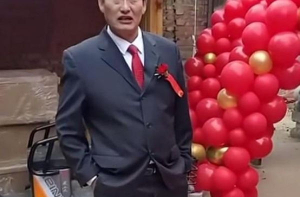 朱之文儿子大婚，新娘神似赵丽颖！村民一改往日霸道模样送祝福