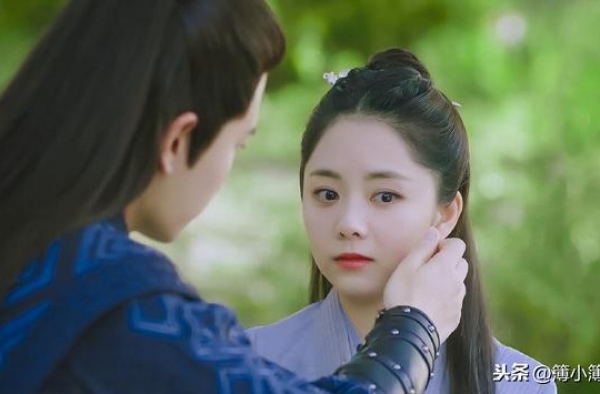 《锦衣之下番外133》别乱动，陆绎只觉今夏太磨人，成亲是正经