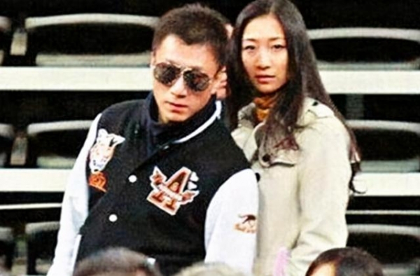 50岁孙红雷相处六年的妻子曝光，好父亲在其身上显现得淋漓尽致