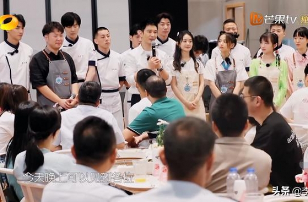 《中餐厅》致敬英雄只是说说？杨超越抱怨太累，赵丽颖做法没法黑