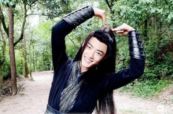 为肖战仗美执言 - 你是丹心何须言在口 我想说祝福何须道歉
