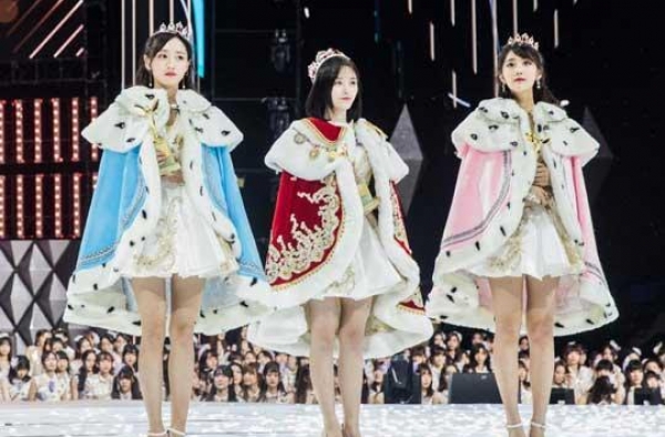 国内女团真实现状曝光，入账工资仅三位数，自嘲不如楼下洗碗工