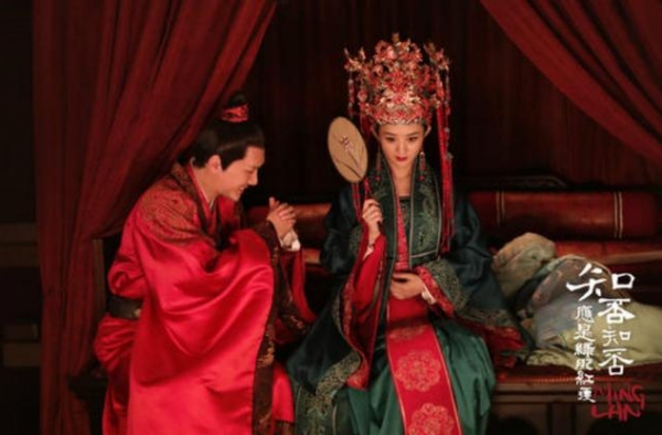 冯绍峰生日赵丽颖送上祝福，婚后生活甜蜜蜜，感情依旧浓厚