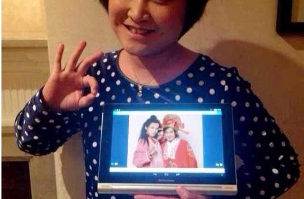晒晒贾玲住的房子，在家穿得像个普通大妈，对形象是一点也不在乎