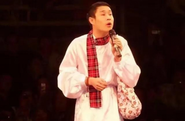 39岁小沈阳成人生赢家，妻子瘦身后撞脸韩国女星！！