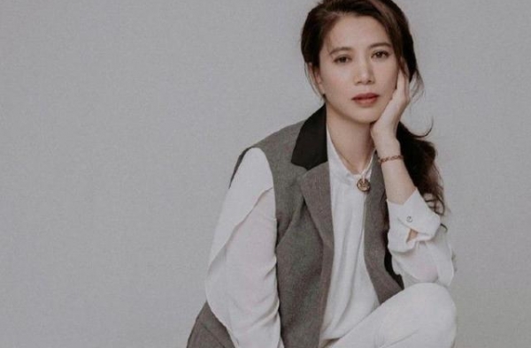 因不敬业被袁咏仪骂，演戏总被骂带资进组，想在演员请就位洗白？