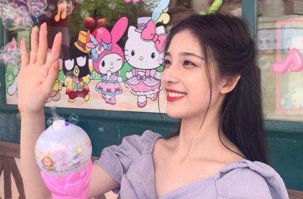?夏之光女友被扒出！疑似为参加《超新星运动会》的大美女钟丽丽