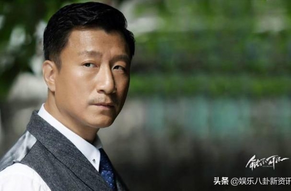 四个版本＂演痞子＂，网友：原装、精仿、高仿、拼夕夕的区别？