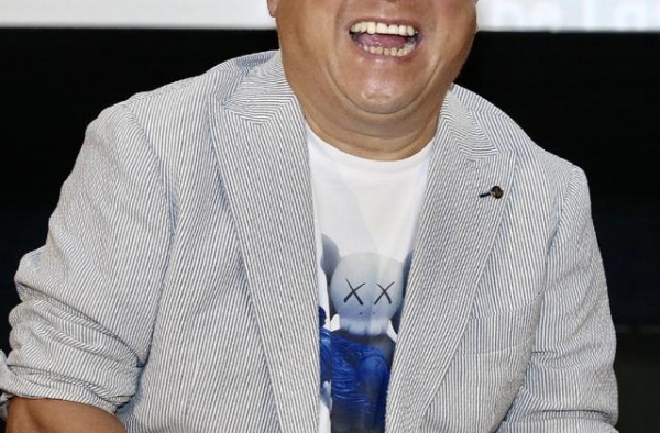 曾志伟一亿出售别墅，持32年赚近亿元，邻居汪明荃感叹楼价飙升