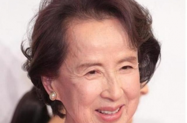 知名女星病逝不到1年，3亿豪宅遭拆毁，生前曾赠友人巨额财富