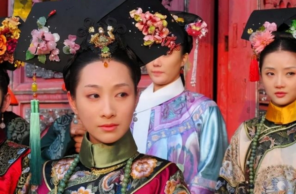 安陵容怀孕：皇后借龙胎碰瓷熹妃，甄嬛借机反扳，一台好戏开场
