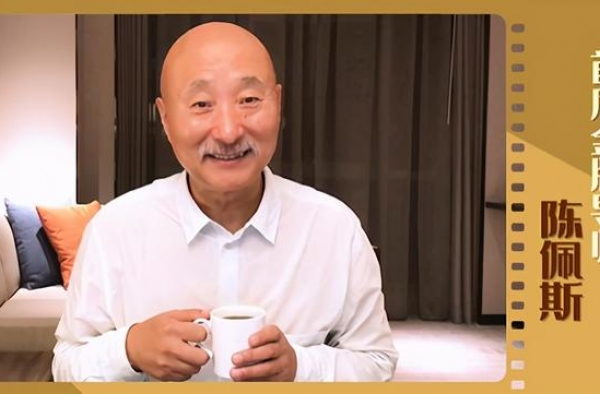 出任《金牌喜剧班》首发导师，时隔20年陈佩斯与央视“和解”