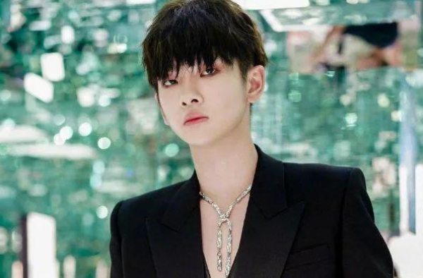 父母欠债不还周震南成曲婉婷2.0？富二代人设有毒