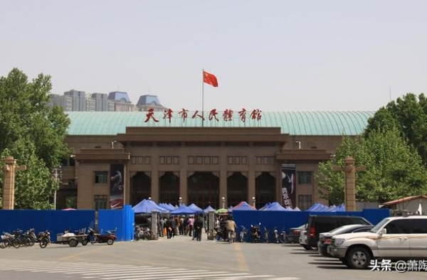 马季为赶场要求推迟飞机起飞 赔偿多少都可以 唐杰忠：马季飞了